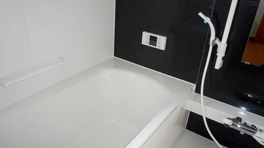 Bathroom. Was building completed. Such as the actual image from per yang, We have to wait all the time so you can see directly.