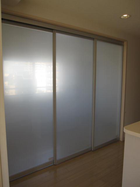 Non-living room. Indoor (January 2013) Shooting