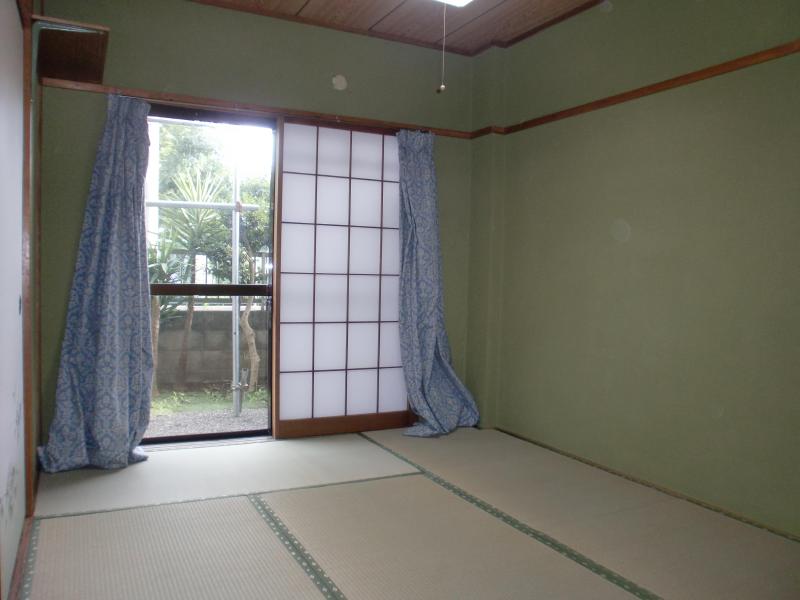 Living and room