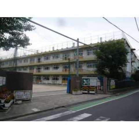 Primary school. Nakamachi up to elementary school (elementary school) 398m
