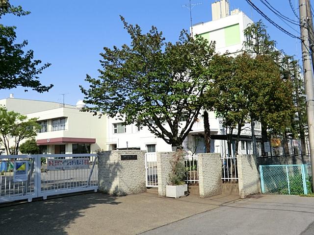 Primary school. 584m until Kawaguchi Municipal lay Elementary School