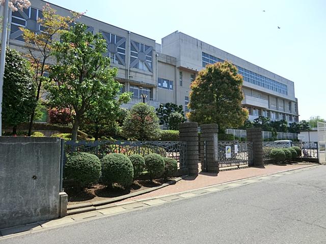 Junior high school. 801m until Kawaguchi Municipal Angyo Higashi Junior High School