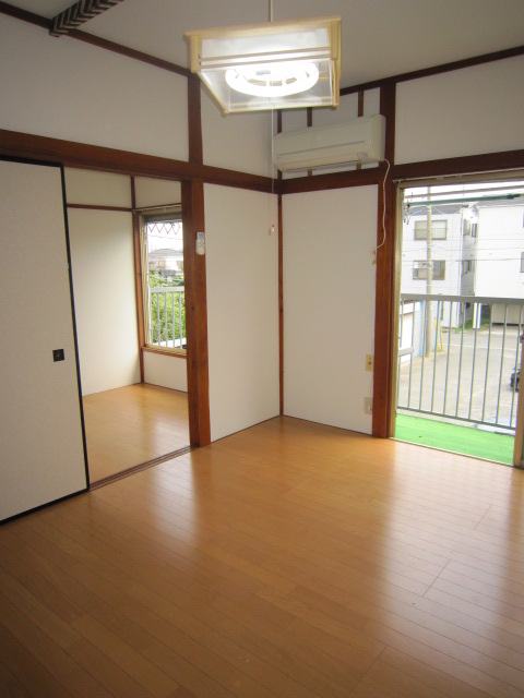 Living and room