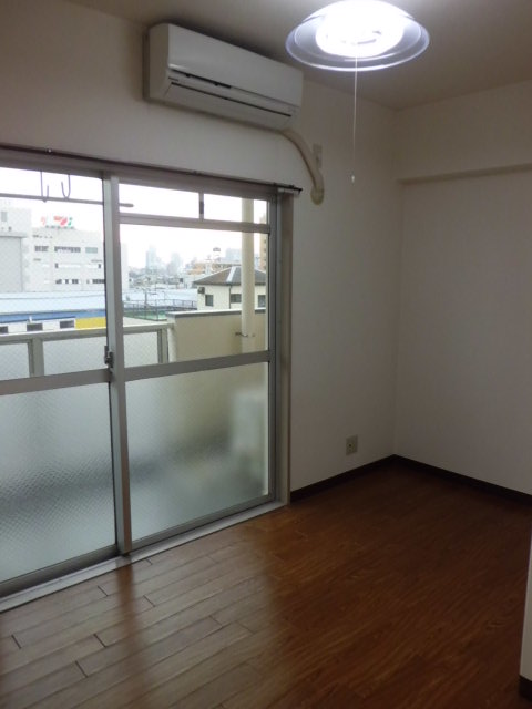 Other room space