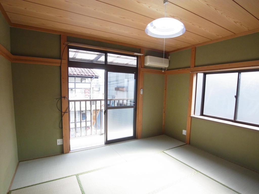 Living and room