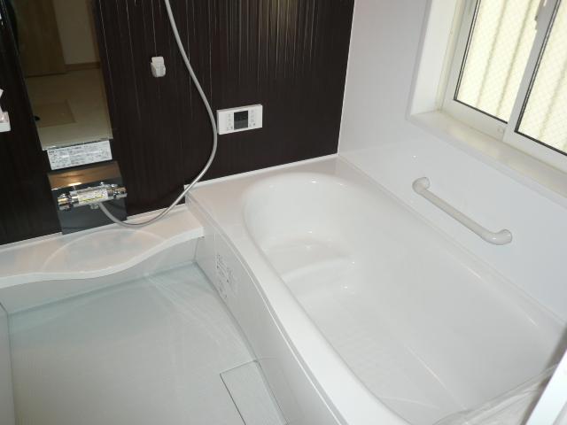 Same specifications photo (bathroom). ( 1 Building) same specification