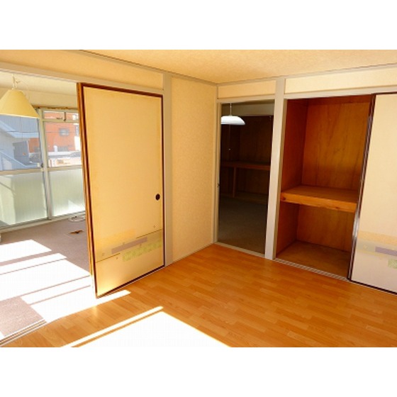 Other room space