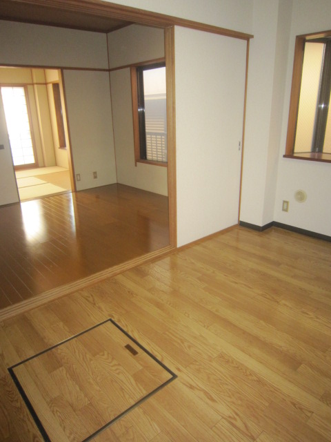 Living and room