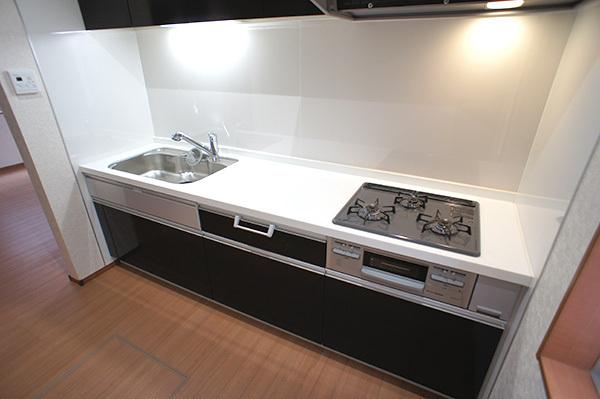 Kitchen. 4 Building