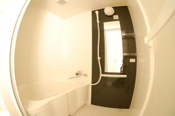 Bathroom. Bathroom with Reheating function