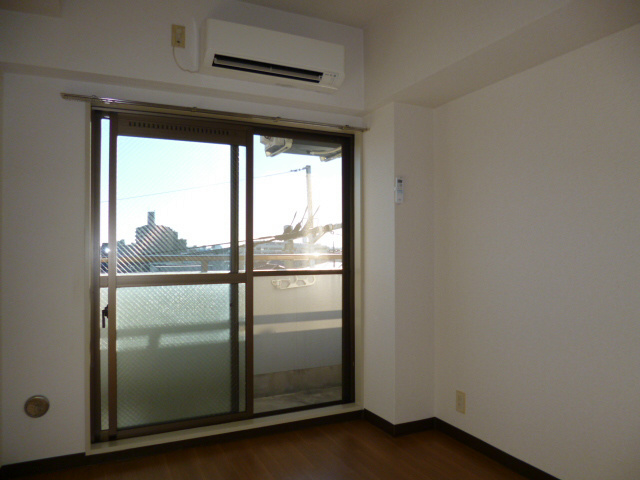 Other room space