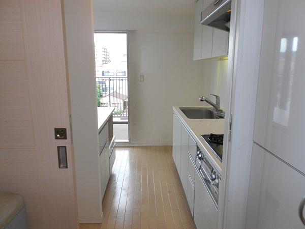 Kitchen. 2013 August shooting