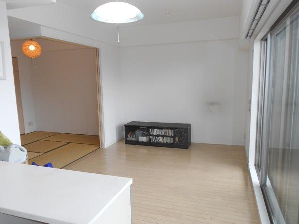 Living.  [Living room 1] 2013 August shooting