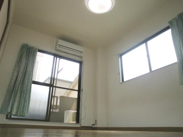 Living and room