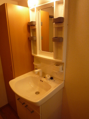 Washroom. ☆ Wash basin ☆