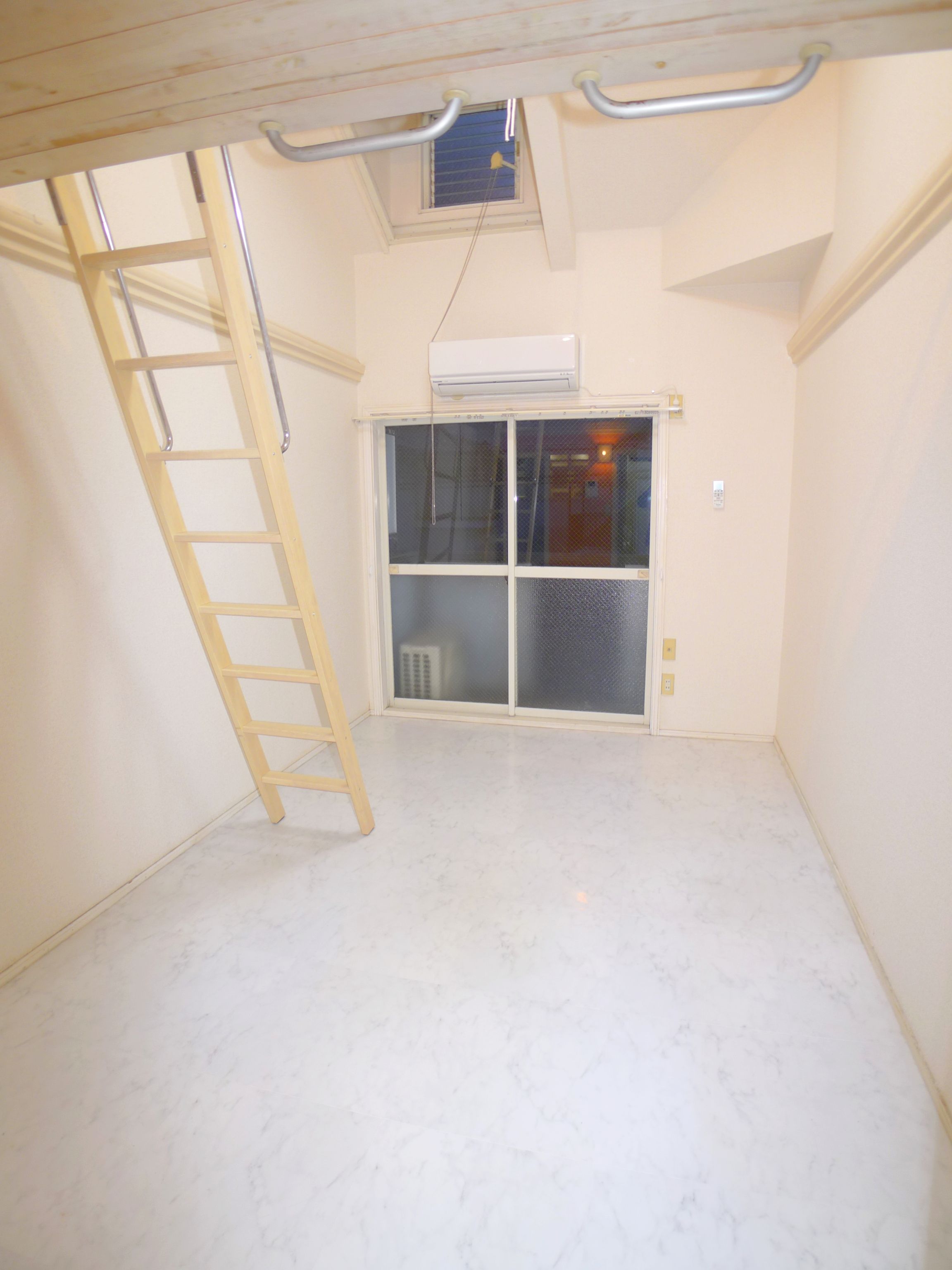 Living and room