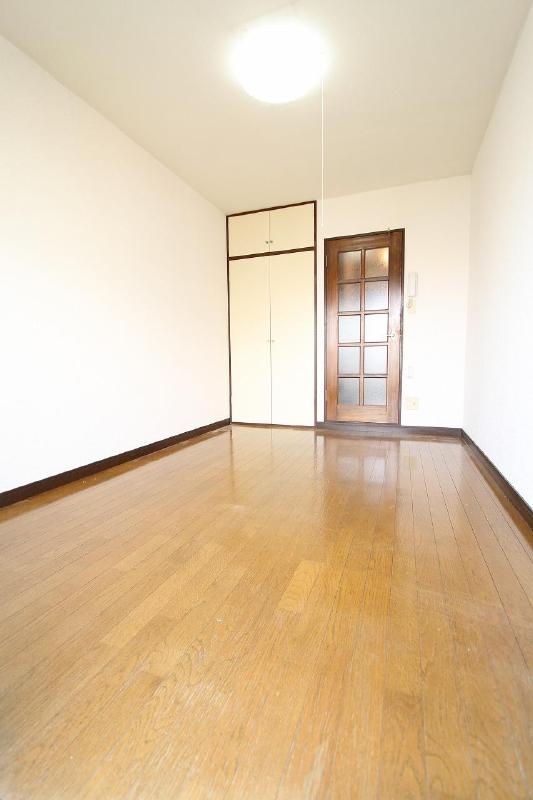 Other room space