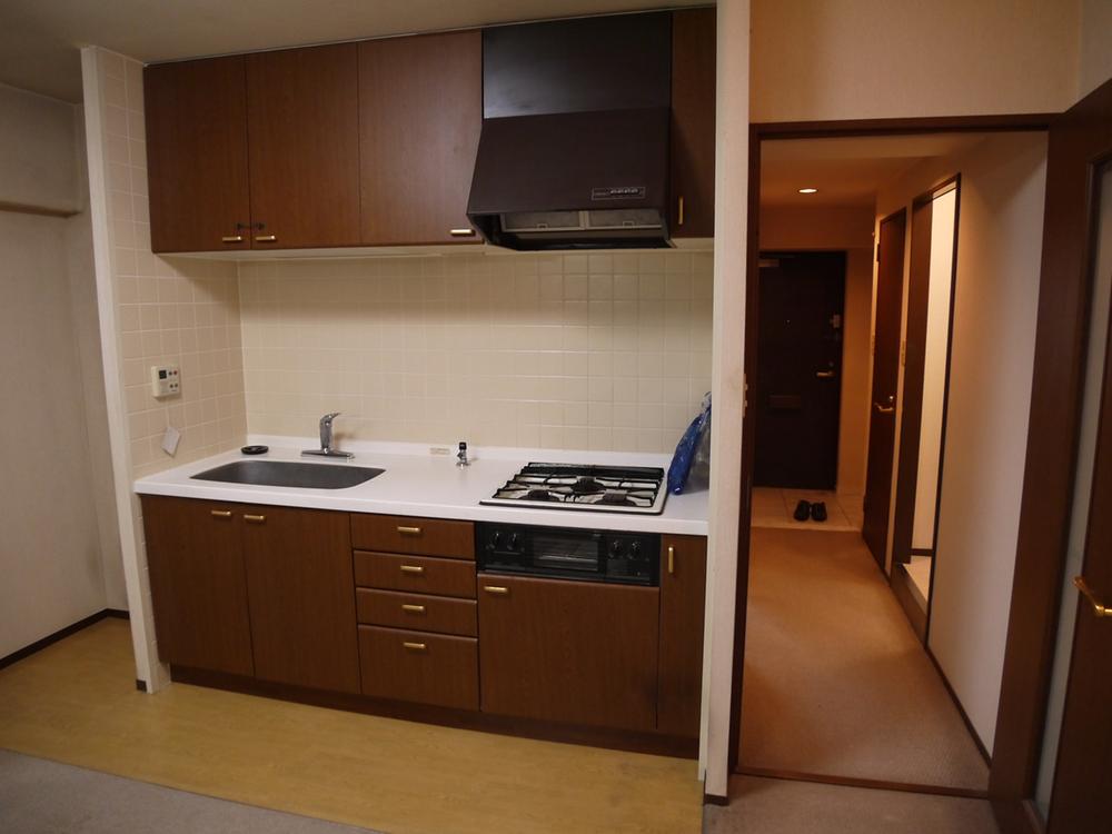 Kitchen. Local (September 2013) Shooting