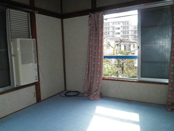 Living and room