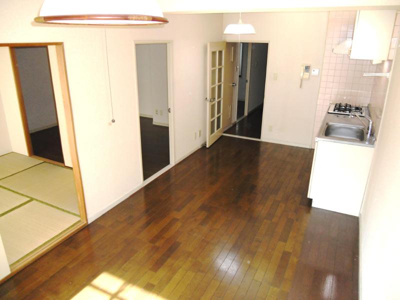 Living and room