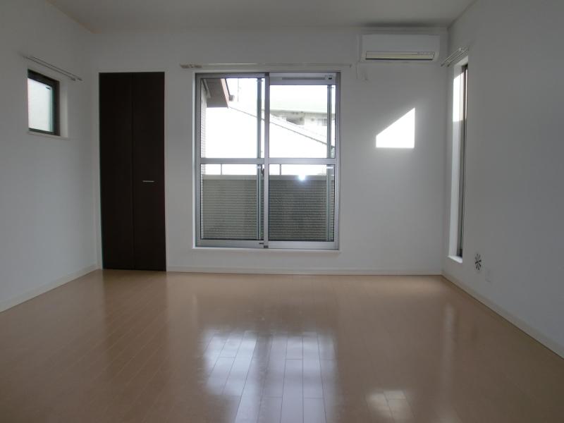 Living and room
