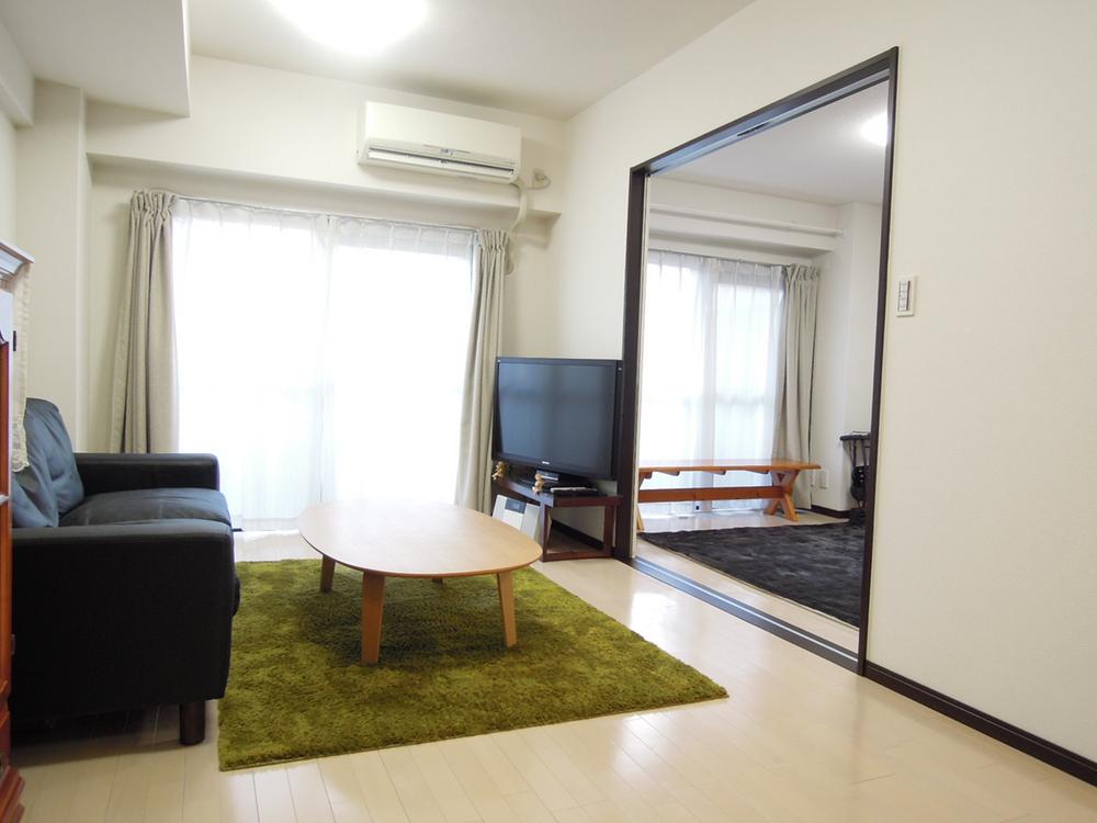 Living. Living-dining (12 May 2013) Shooting