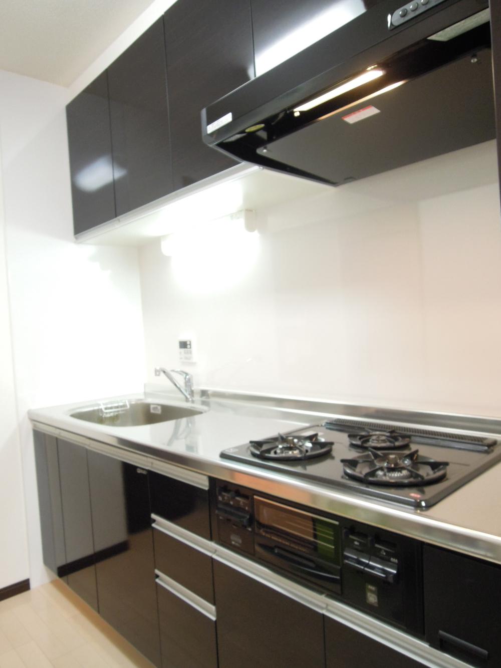 Kitchen. Kitchen (12 May 2013) Shooting