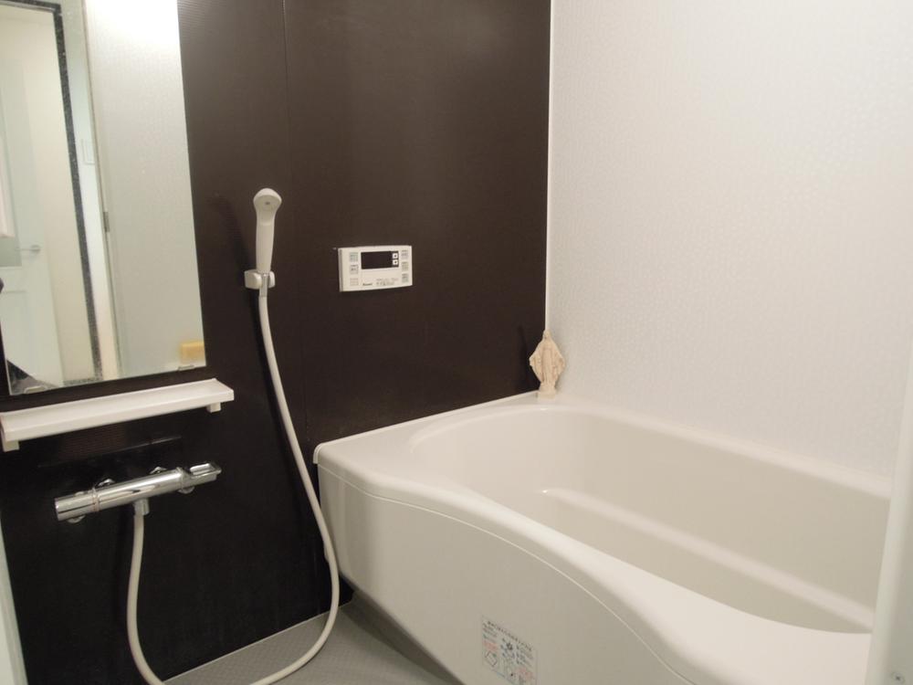 Bathroom. Bathroom (12 May 2013) Shooting