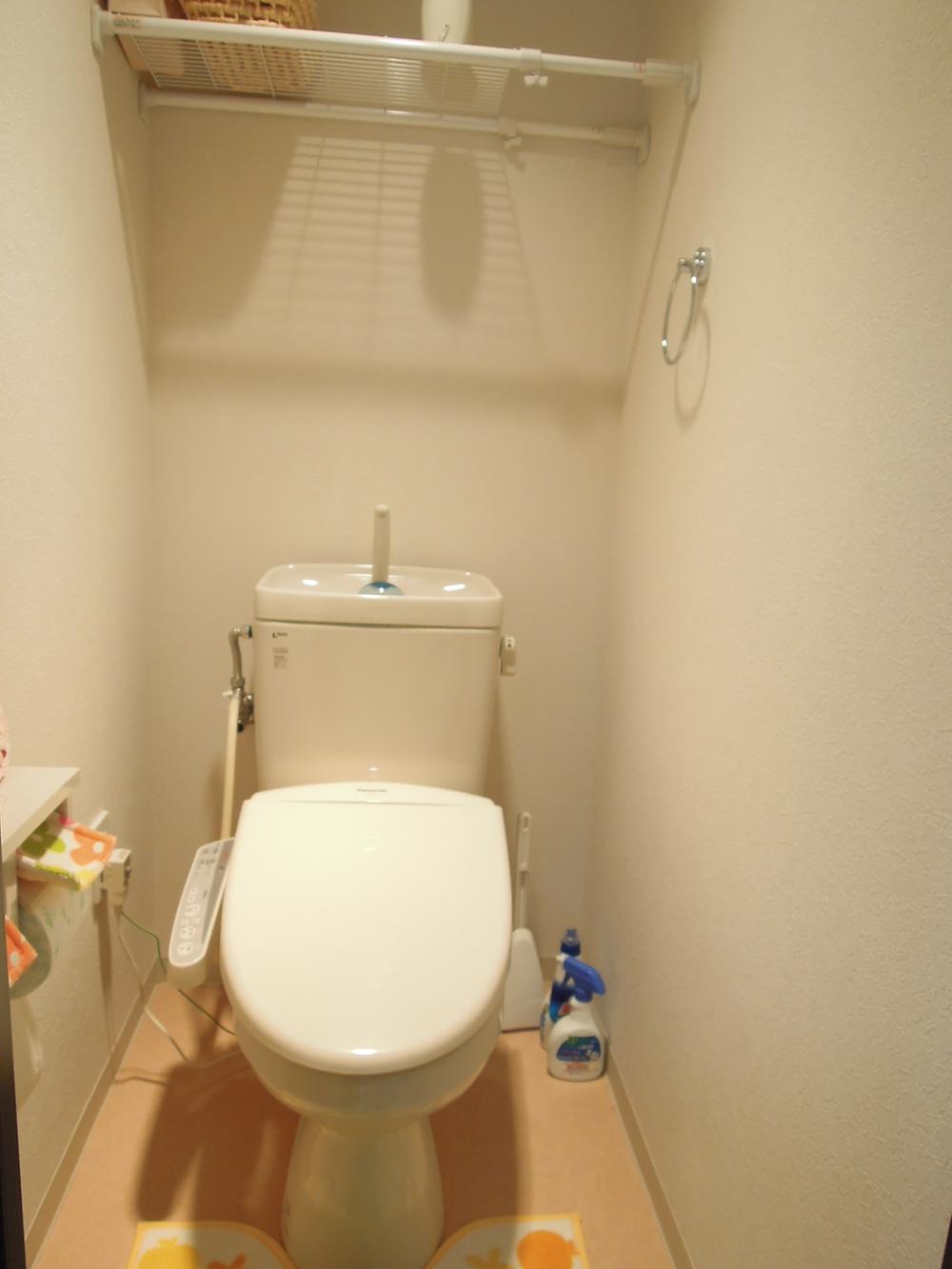 Toilet. Toilet (December 2013) Shooting