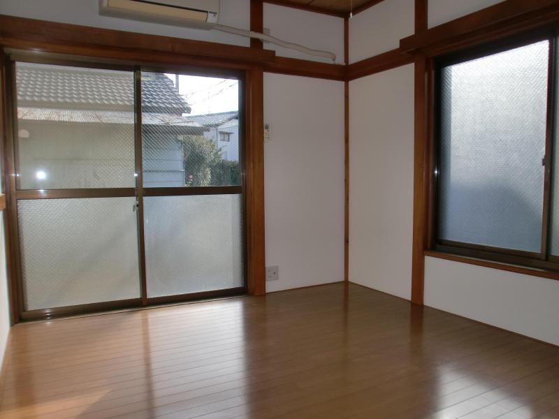 Living and room