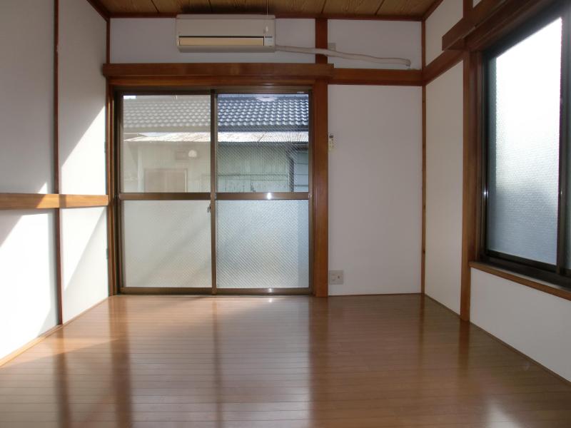 Living and room