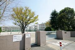 Primary school. 238m until Kawaguchi Municipal Inaka elementary school (elementary school)