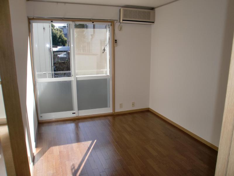 Living and room