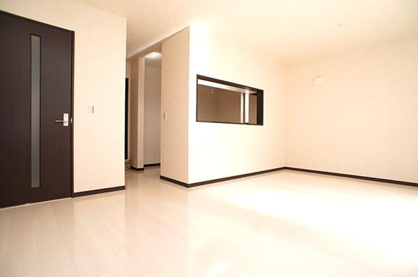 Living. 1 Building
