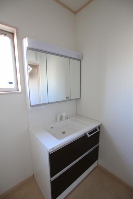 Building plan example (introspection photo). Bathroom vanity Example of construction