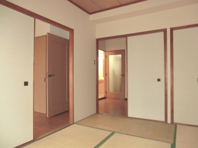 Living and room