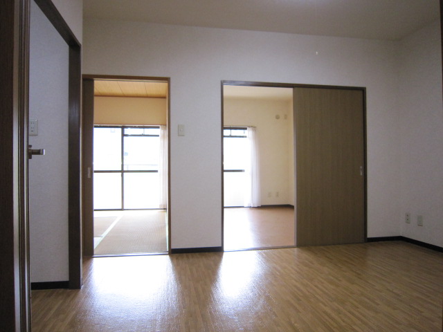 Living and room