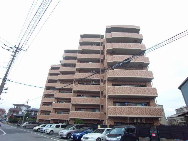 Local appearance photo. Local (11 May 2013) Shooting