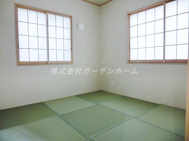 Non-living room.  ■ Boast of day, Warm house. Popular corner lot, Rebuilding time also safe. 2.2 It is a closet attractive of quires ■ 