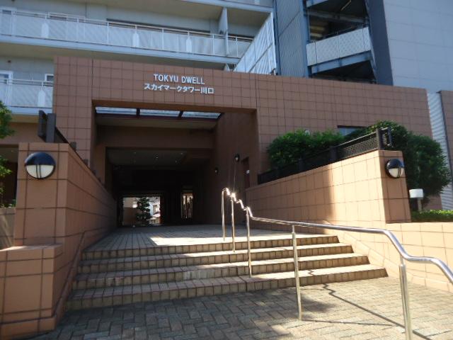 Entrance. 2013 October shooting