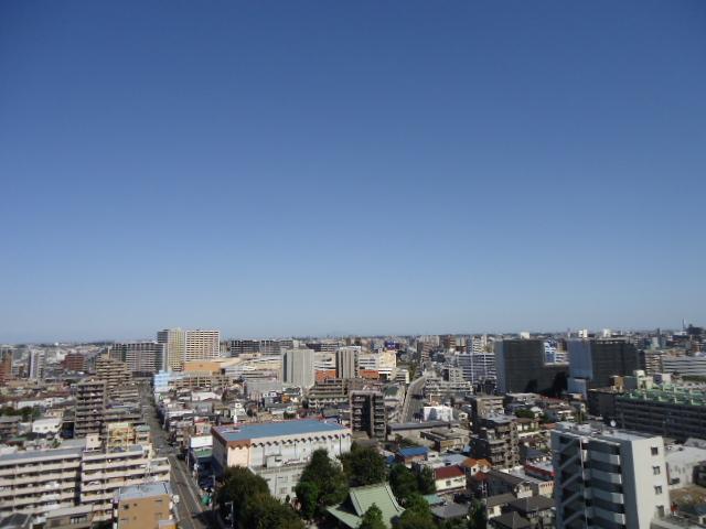 View photos from the dwelling unit. 2013 October shooting