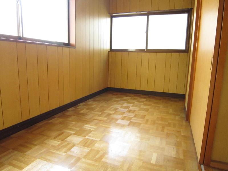 Living and room