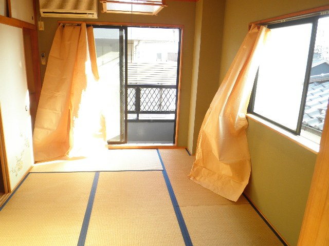 Living and room