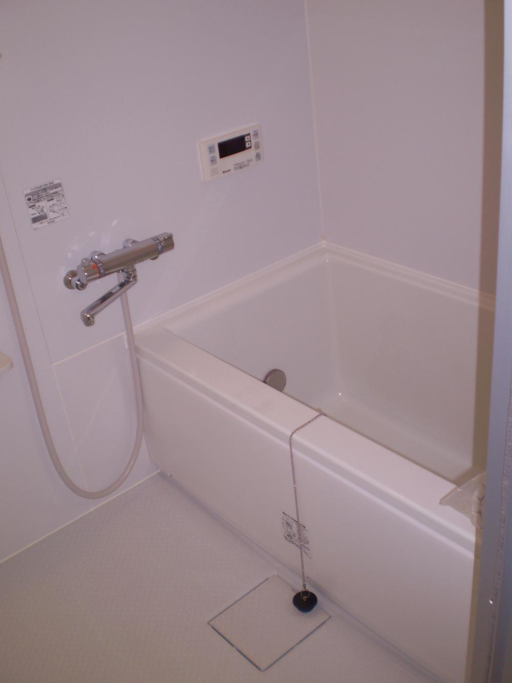 Bathroom. Indoor (September 2013) Shooting