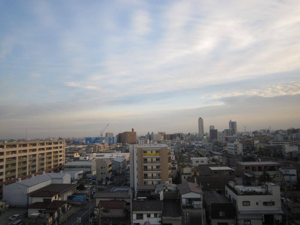 View photos from the dwelling unit. View from the site (December 2013) Shooting