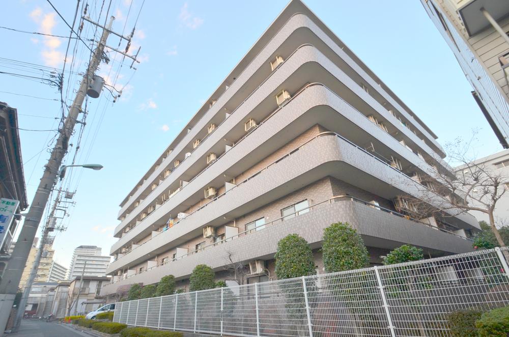 Local appearance photo. local