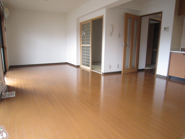 Living and room