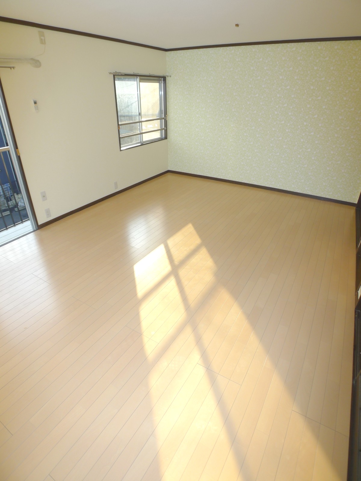 Living and room