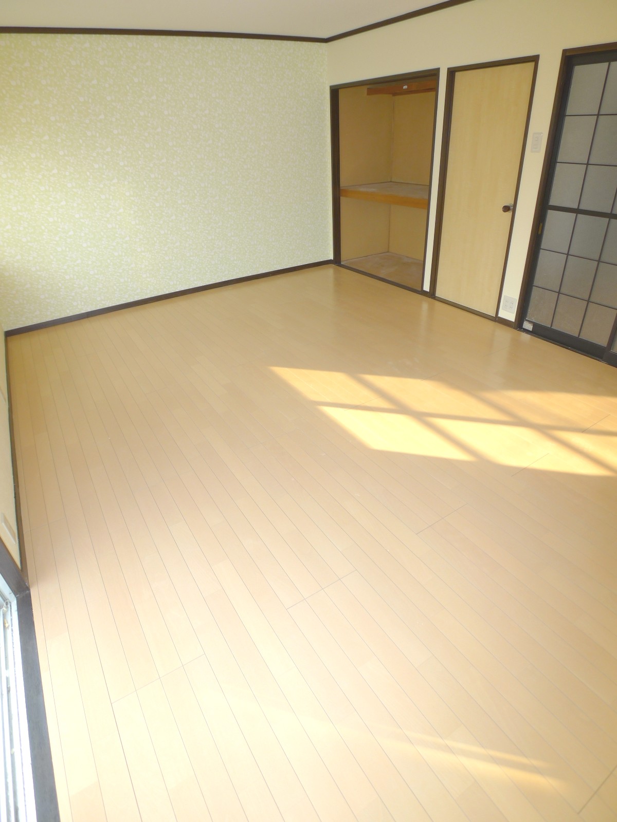 Living and room