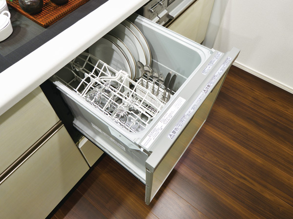Kitchen.  [Convenient Dishwasher] Out of tableware it is is easy to pull-out of the dishwasher. You can also expect water-saving effect compared to hand washing.